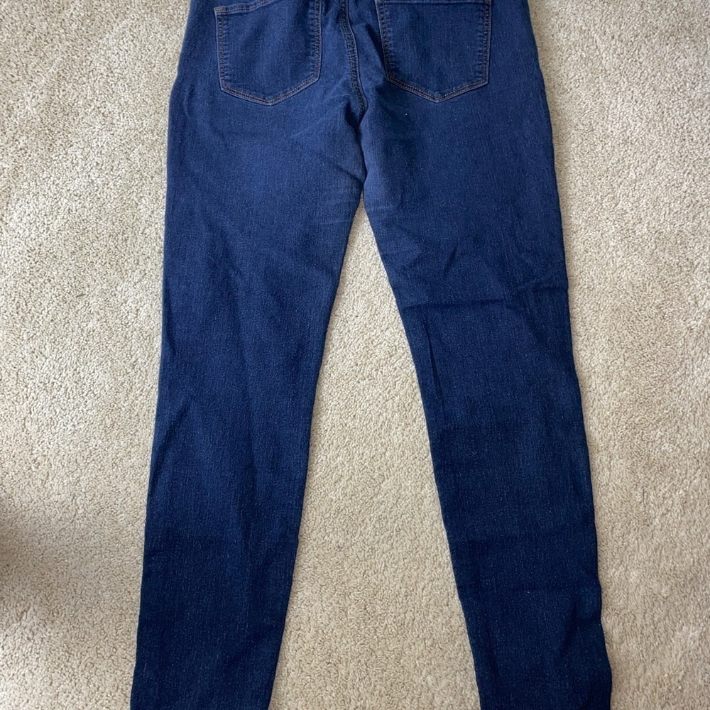 Forever 21 Men's Dark Blue Skinny Jeans - Picture 3 of 4